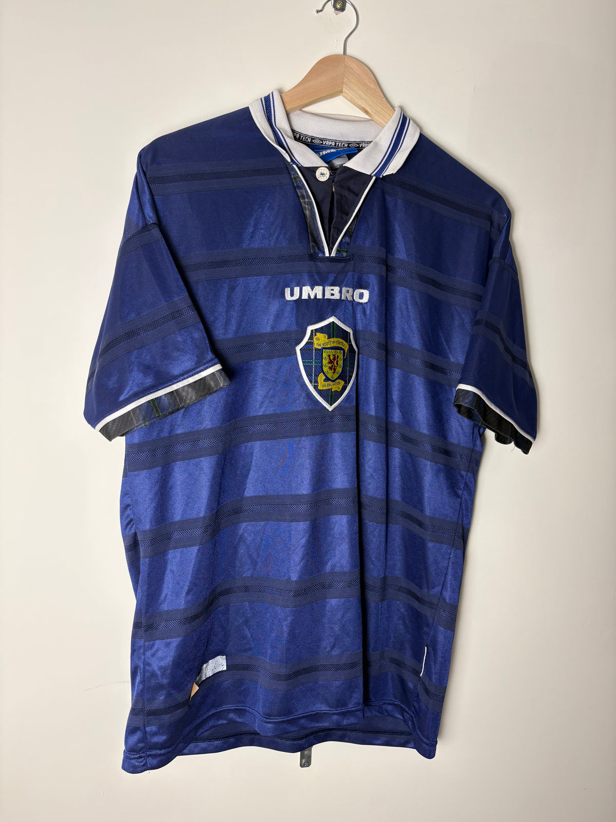 Scotland 1998 Home Shirt by Umbro (M)