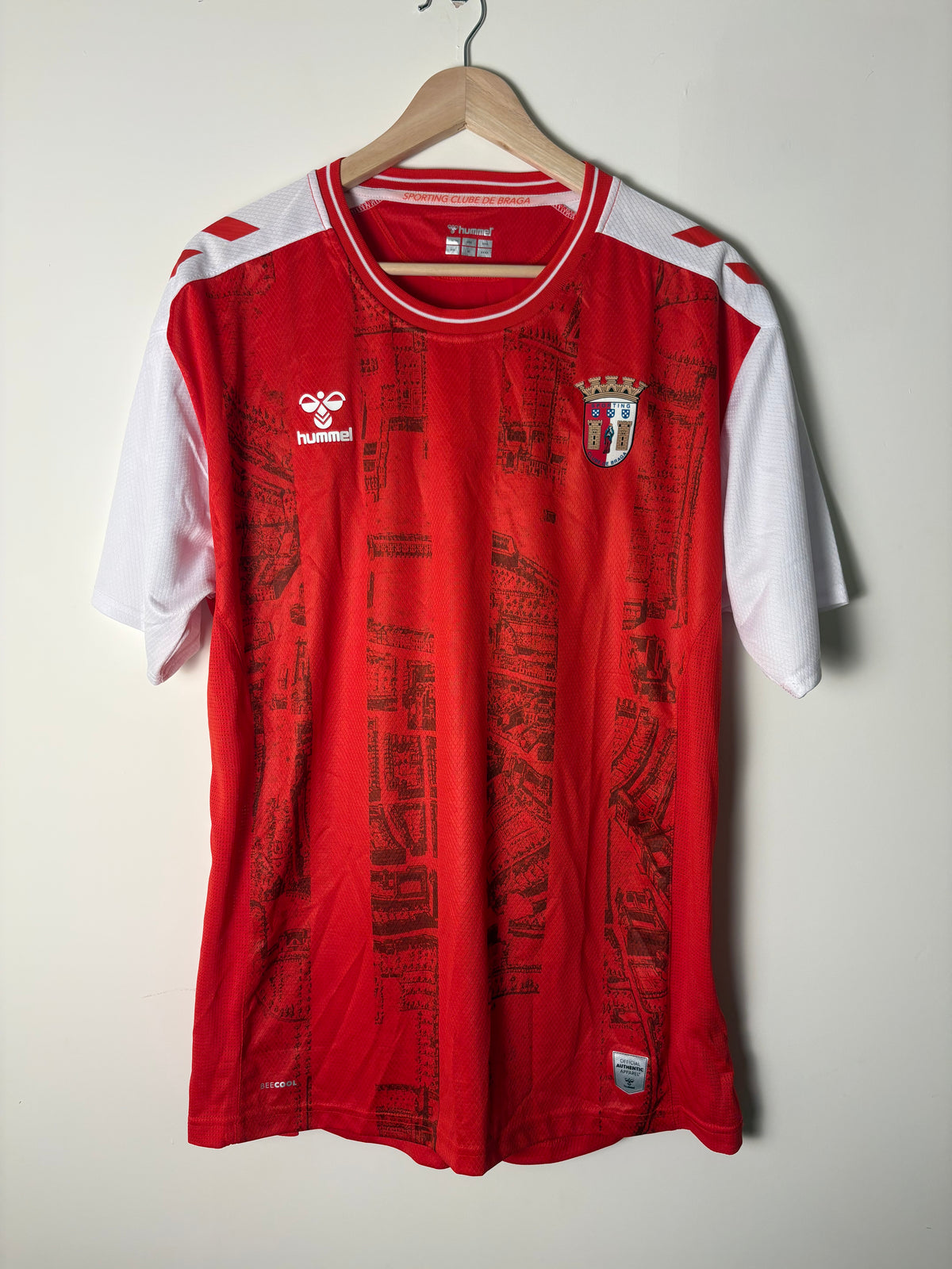 Sporting Braga 2022/23 Home Shirt by Hummel (XXL)