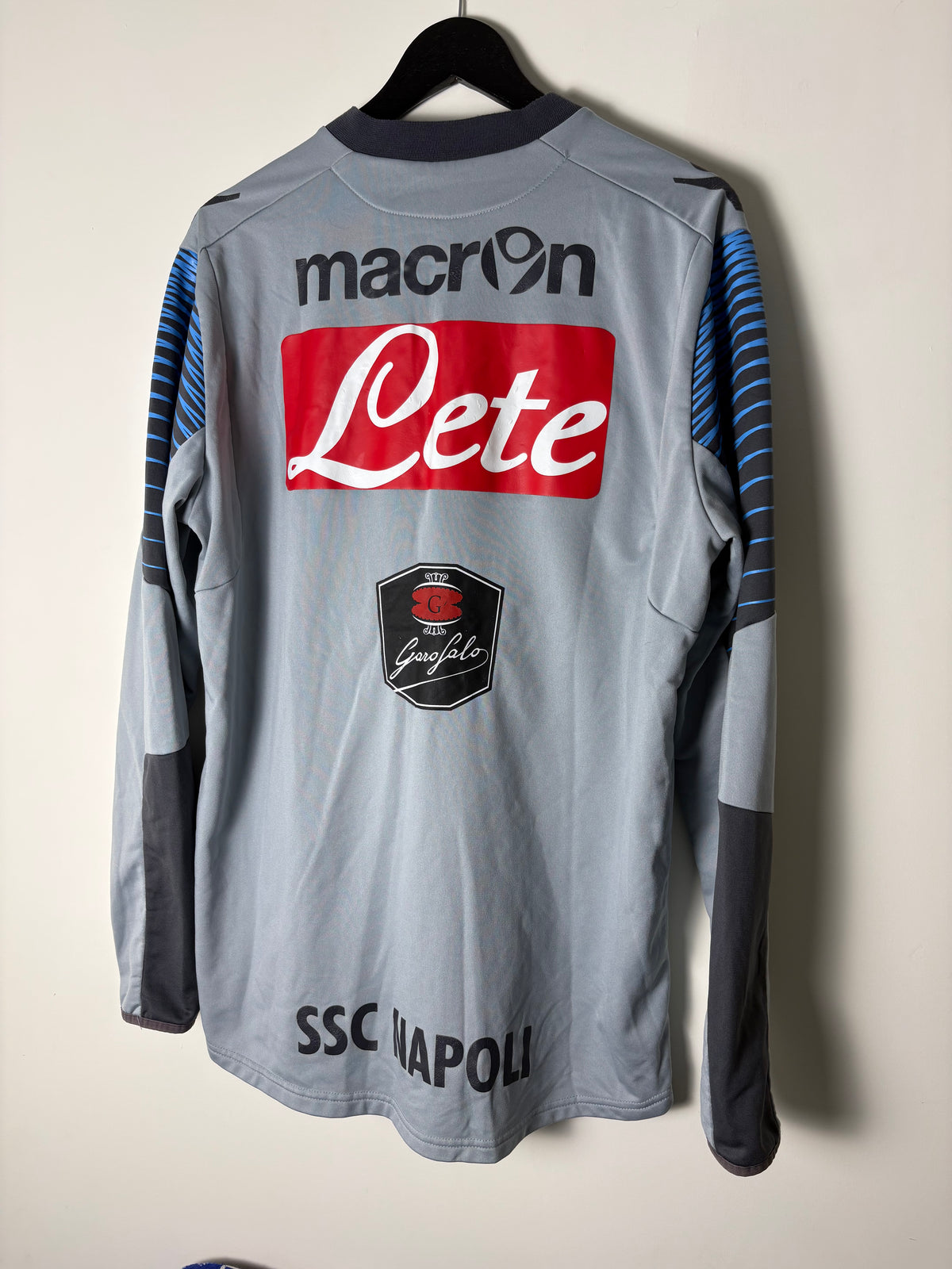 Napoli 2011/12 Player Worn Training Top by Macron (XL)