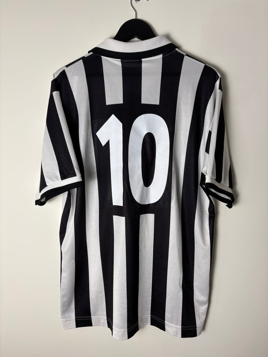Juventus 1994/95 Home Shirt by Kappa (XL)