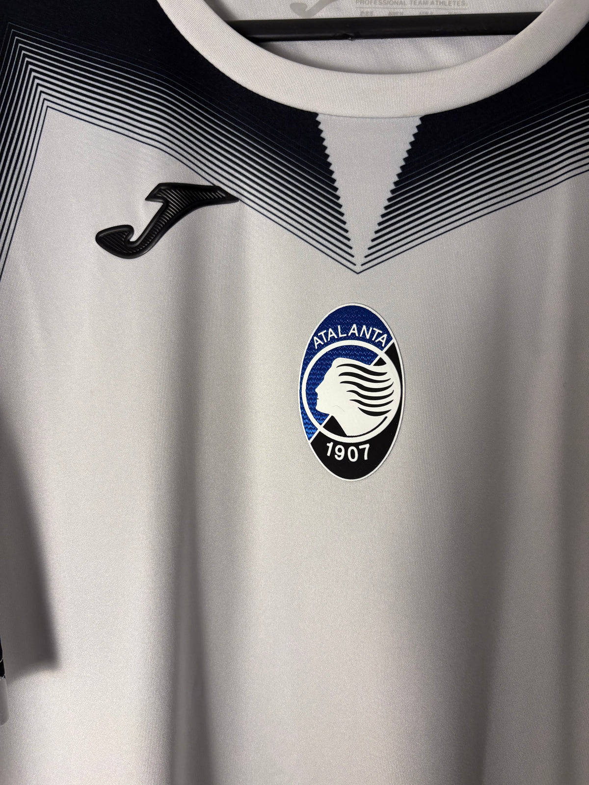 Atlanta 2023/24 Third Goalkeeper Shirt BNWT by Joma (2XL)