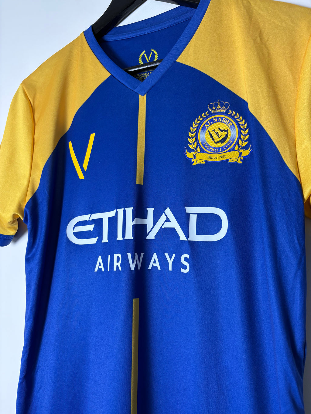 Al-Nassr 2018/19 Home Shirt by Victory (S)