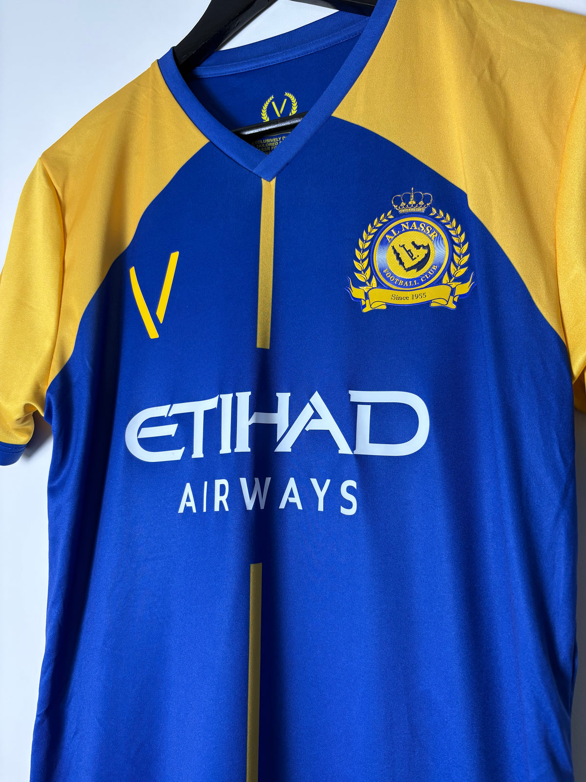 Al-Nassr 2018/19 Home Shirt by Victory (S)