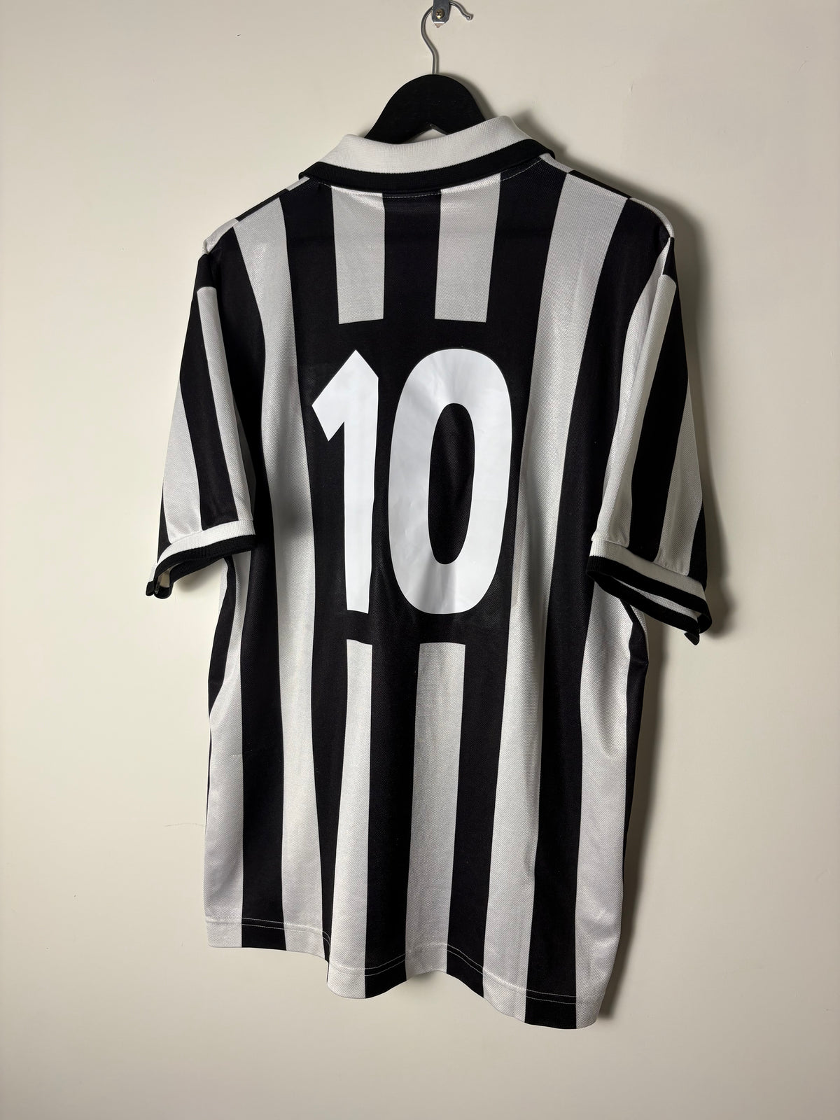 Juventus 1994/95 Home Shirt by Kappa (XL)