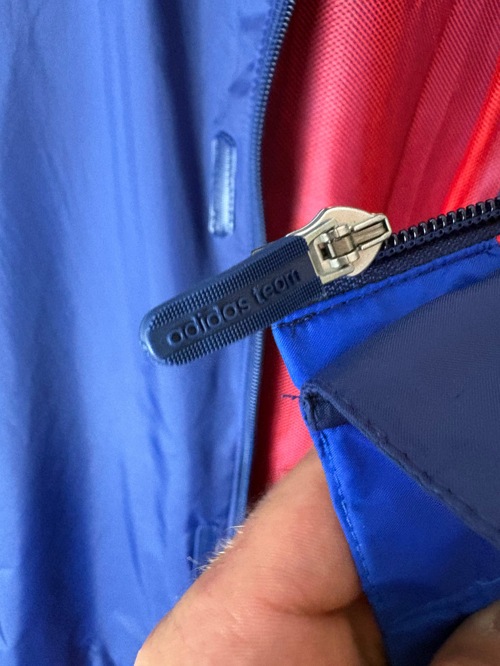 Manchester United 2015/16 Adidas Rain Jacket - Care label